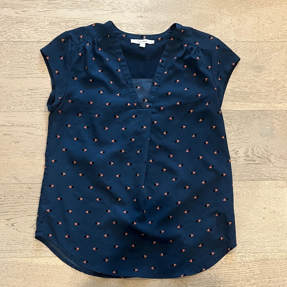 Fun 2 Fun Navy and Red Patterned Blouse